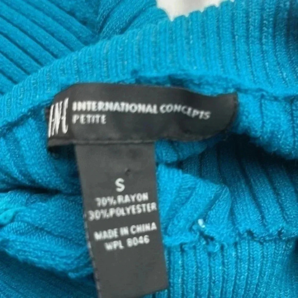 International concept ladies blouse  S​ - Picture 12 of 16